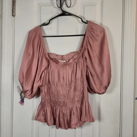 DO+BE Mauve Smocked Puff Sleeve Peplum Blouse | Romantic Valentine Top | Size S - Picture 2 of 7